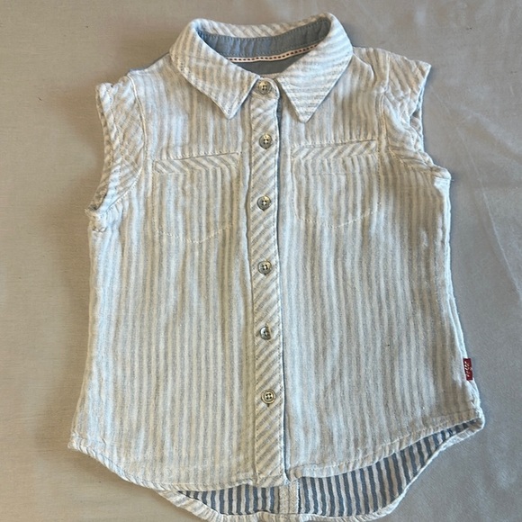 Levi’s - Blue and White Button Down sleeveless Shirt with Pointed Collar - Picture 1 of 4